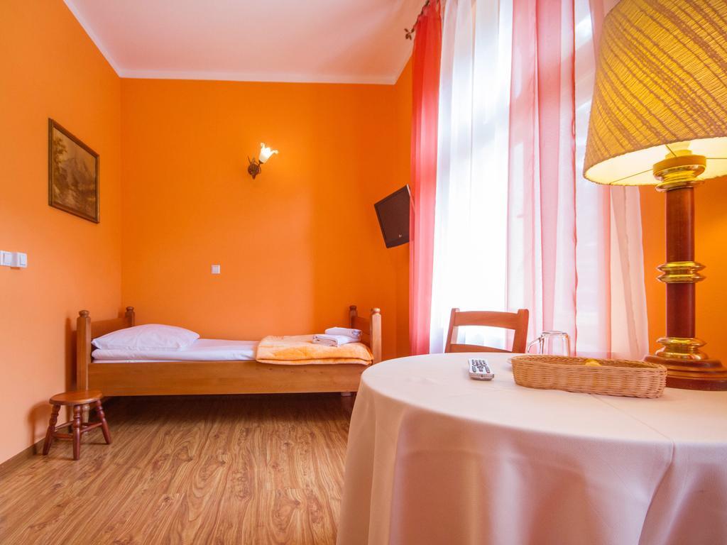 Willa Jagniatkow Bed & Breakfast Dış mekan fotoğraf